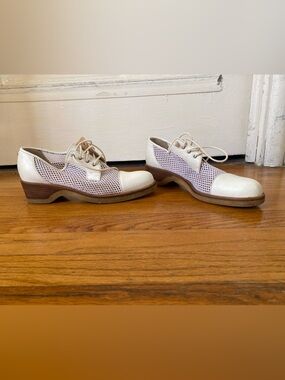 Walter Steiger Women's White Mesh Lace-Up Oxfords